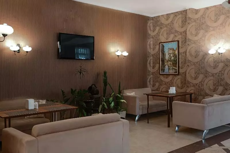 هتل Golden Palace