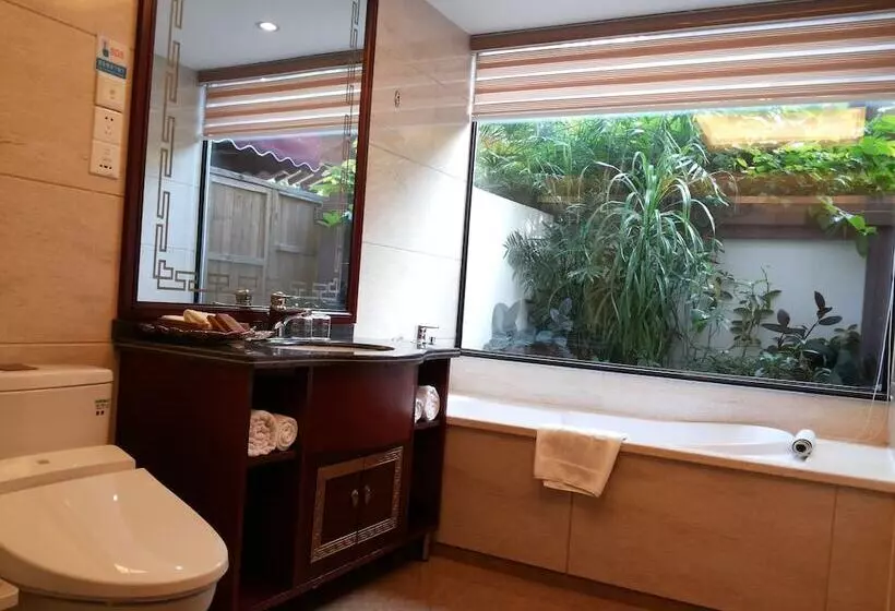 فندق Guilinyi Royal Palace