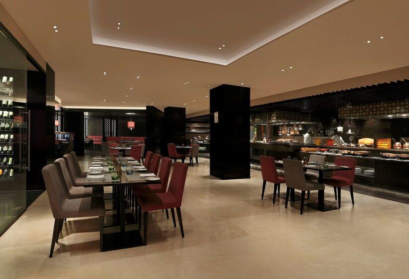 فندق Hilton Bangalore Embassy Golflinks