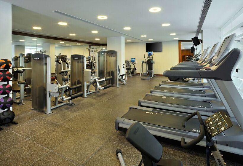 فندق Hilton Bangalore Embassy Golflinks