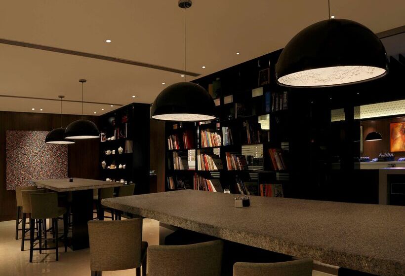 فندق Hilton Bangalore Embassy Golflinks