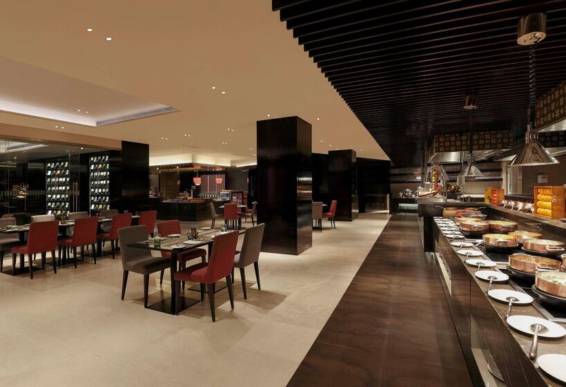 فندق Hilton Bangalore Embassy Golflinks