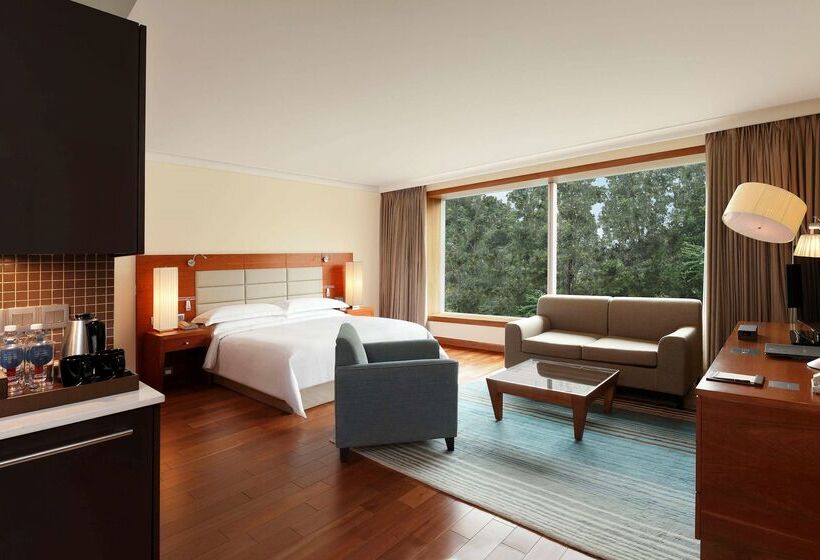 فندق Hilton Bangalore Embassy Golflinks