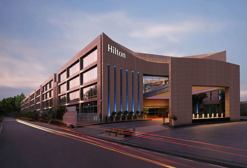 فندق Hilton Bangalore Embassy Golflinks