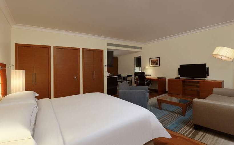 فندق Hilton Bangalore Embassy Golflinks