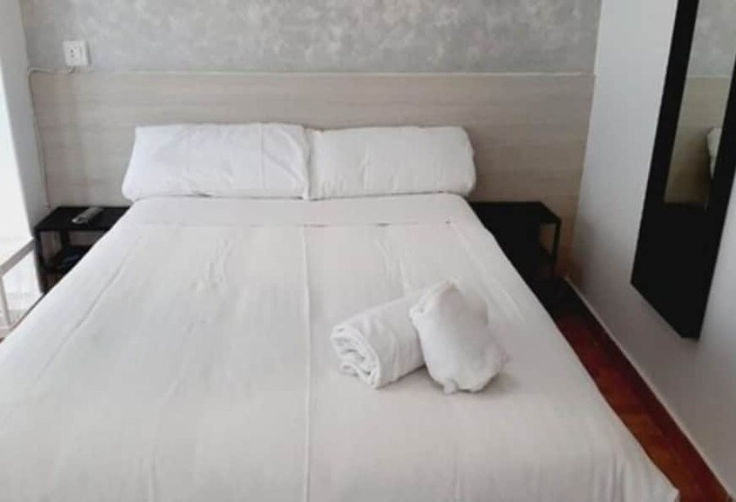 فندق Hostal Lucia By Gaiarooms