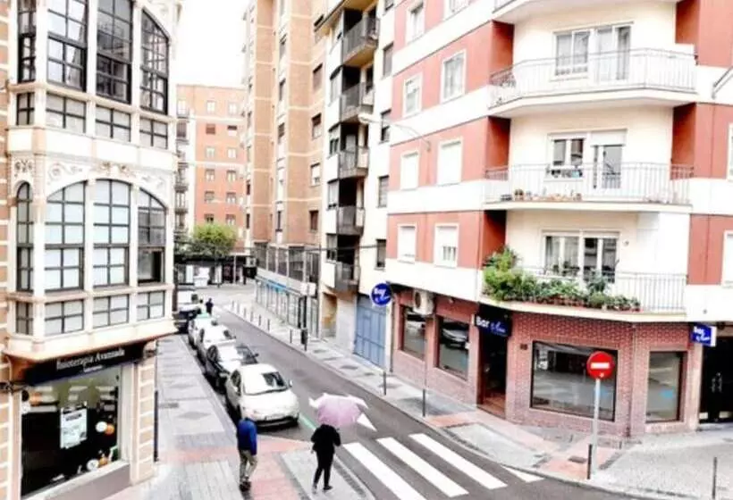 هتل Hostal Lucia By Gaiarooms