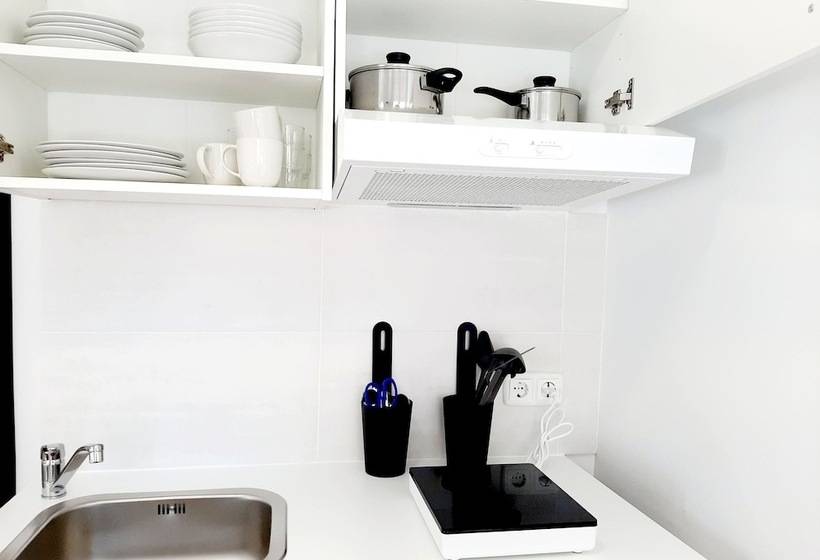 فندق Hostal Lucia By Gaiarooms