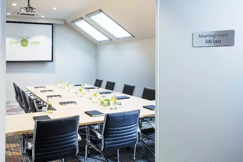 Jump Inn Hotel Belgrade