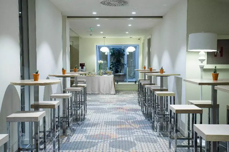 Jump Inn Hotel Belgrade