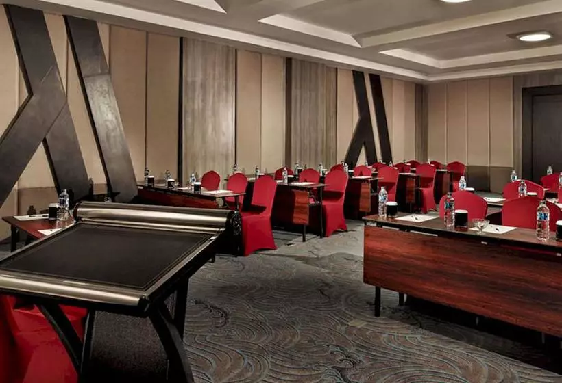 Отель Mercure Palu