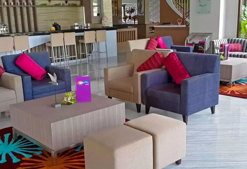 Отель Mercure Palu
