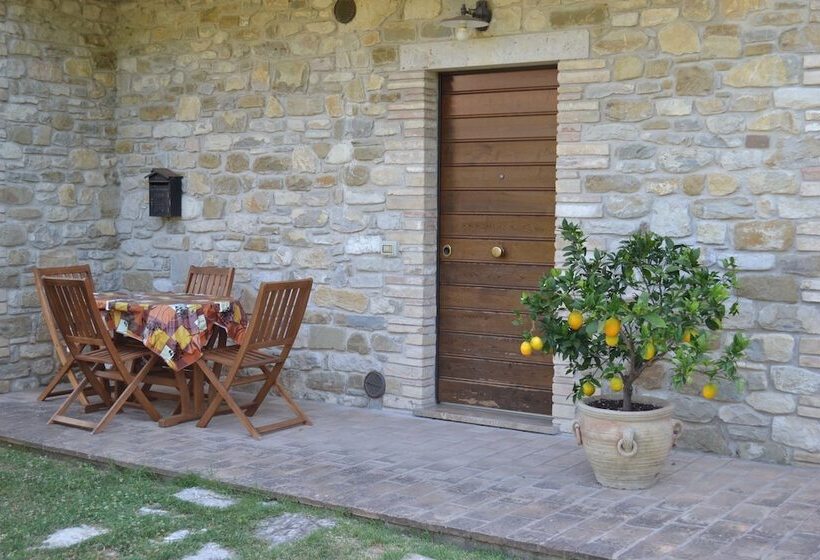 בית מלון כפרי Relais Parco Del Subasio