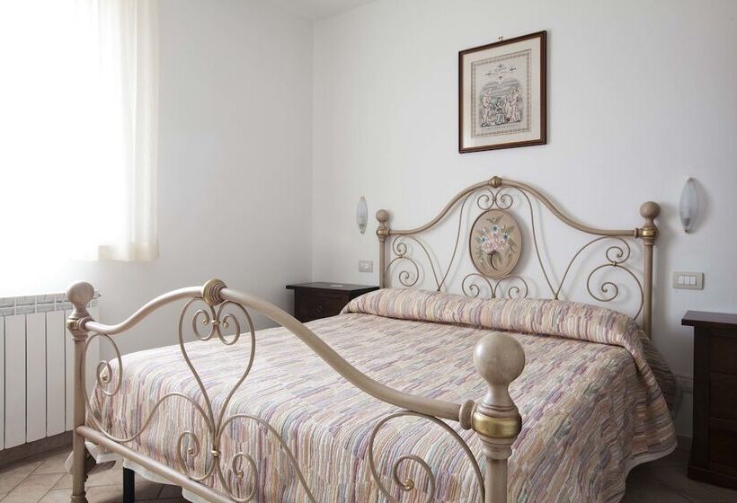 בית מלון כפרי Relais Parco Del Subasio