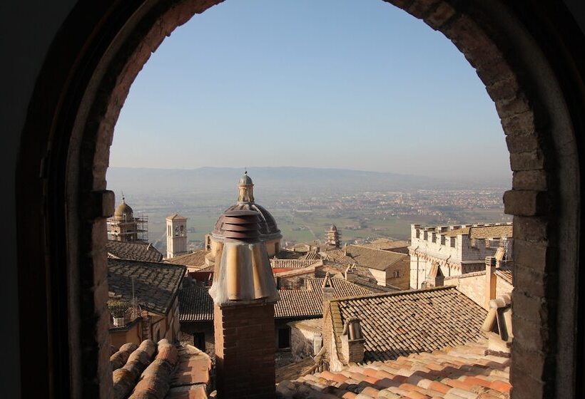 בית מלון כפרי Pallotta