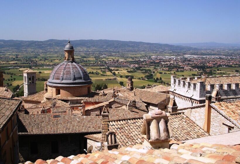 בית מלון כפרי Pallotta