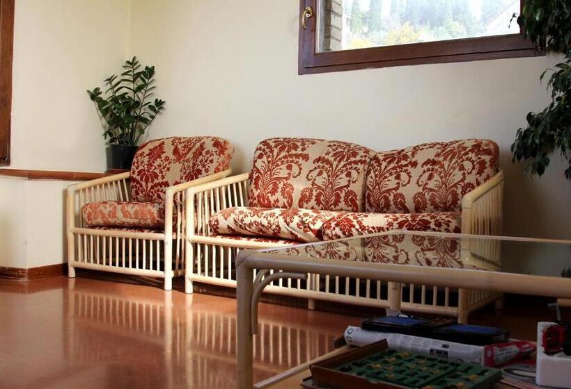 בית מלון כפרי Pallotta