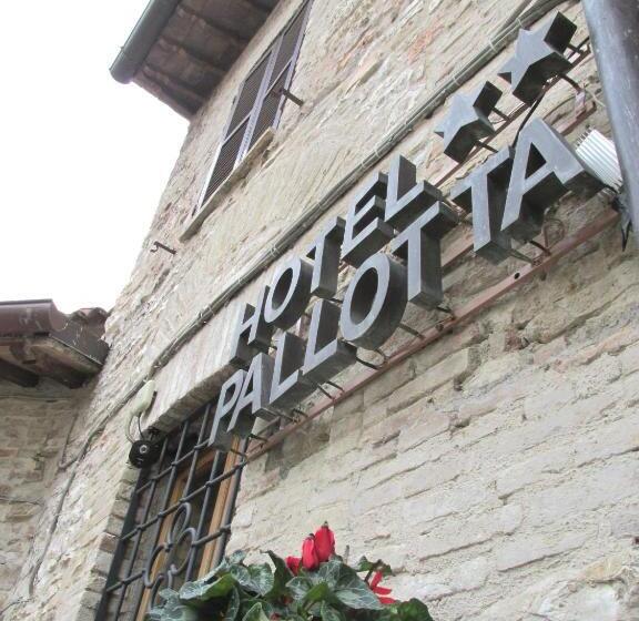 בית מלון כפרי Pallotta