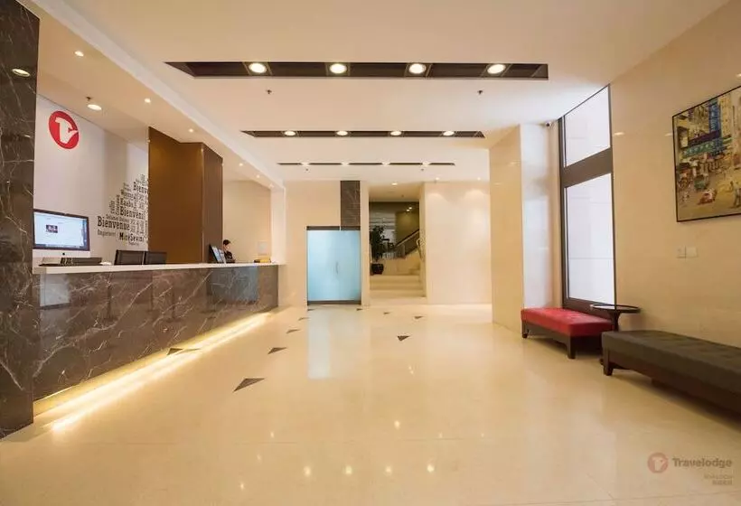 هتل Travelodge Kowloon