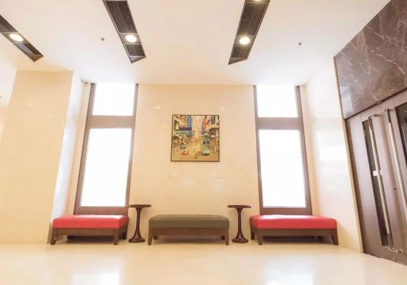 هتل Travelodge Kowloon