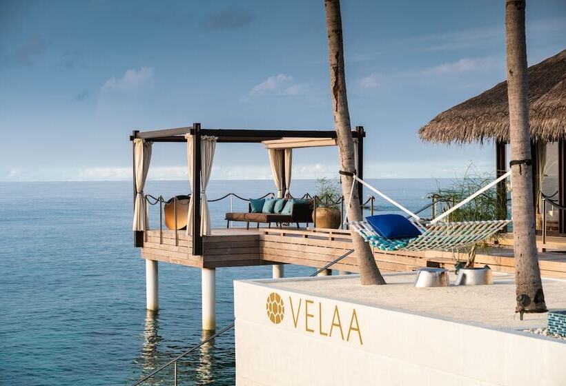 هتل Velaa Private Island