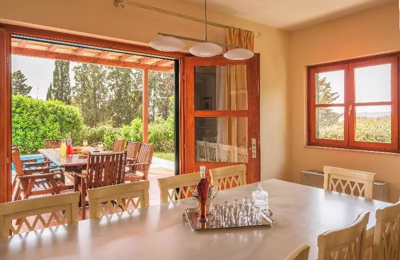 Отель Villa Liza 70 M Away From Sea