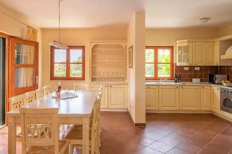 Отель Villa Liza 70 M Away From Sea