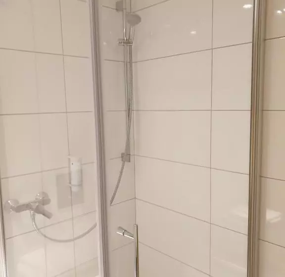 호텔 Waldblick Bsr Mit Kostenlose Bonuskarten Für Schifffahrten, Thermen, Museen Ab 2 Nächte