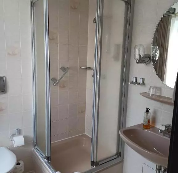 호텔 Waldblick Bsr Mit Kostenlose Bonuskarten Für Schifffahrten, Thermen, Museen Ab 2 Nächte