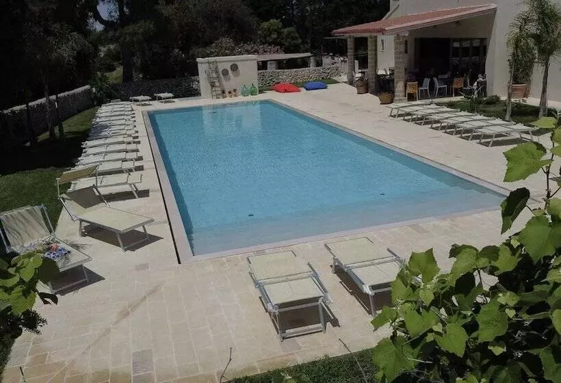 Agriturismo Masseria Del Bosco Makyva