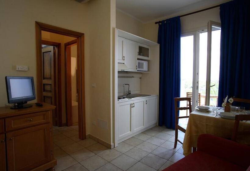 אתר נופש Residence Portoselvaggio