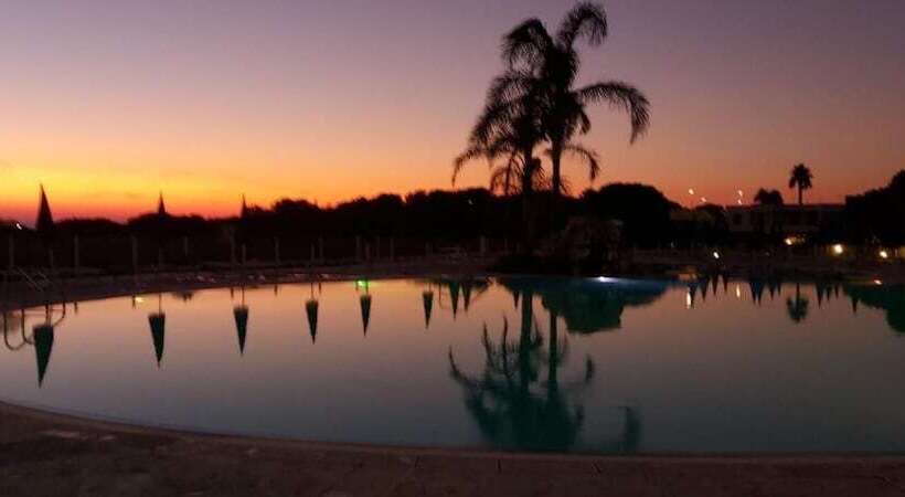 אתר נופש Residence Portoselvaggio