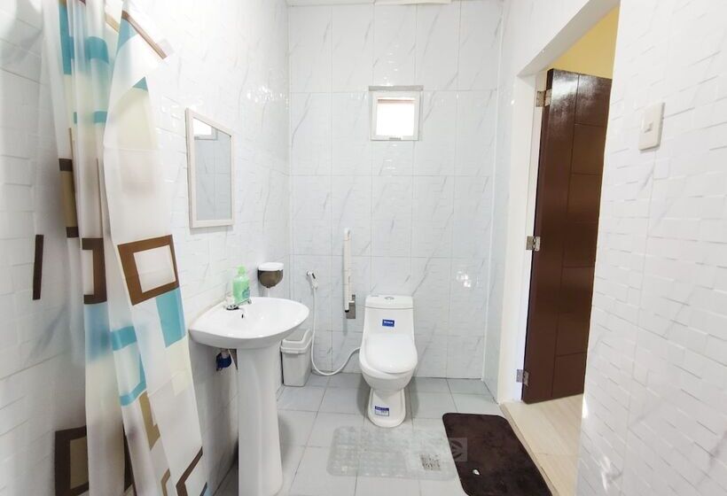 فندق Hidaway Resort