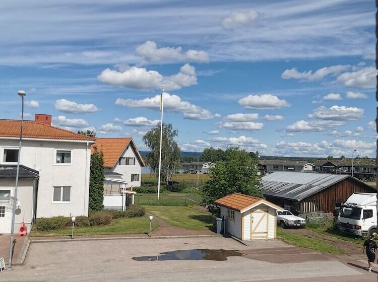 Hotelli Saxvikens Vandrarhem