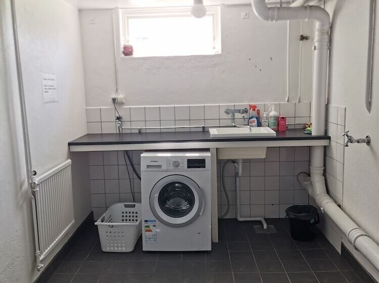 Hotelli Saxvikens Vandrarhem