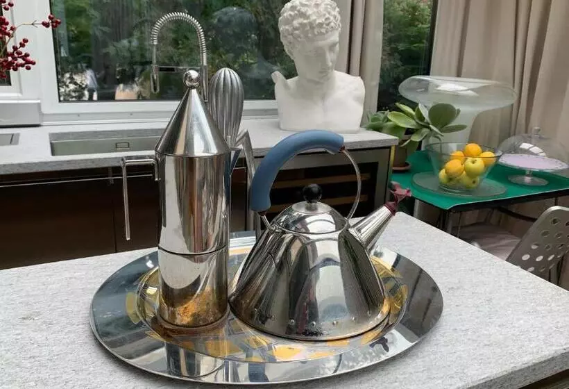 ベッドアンドブレックファースト Casabella Lago Maggiore