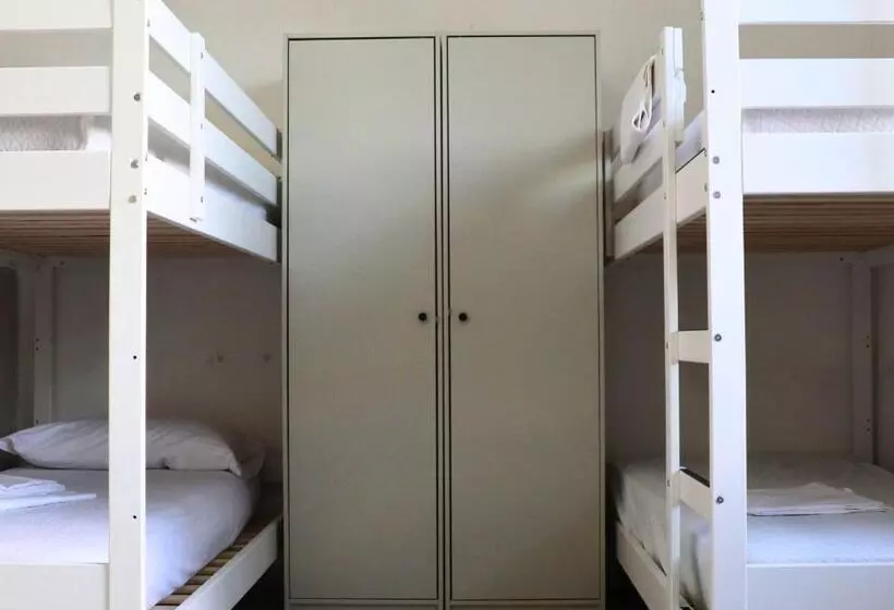 Aamiaismajoitus (B&B) Ostello E Camere Private Prima Luce Foresteria