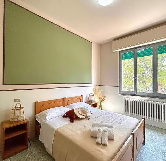 Aamiaismajoitus (B&B) Ostello E Camere Private Prima Luce Foresteria