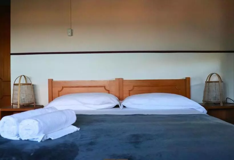 Aamiaismajoitus (B&B) Ostello E Camere Private Prima Luce Foresteria