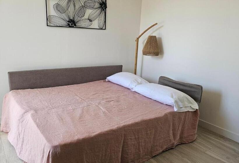 민박 Villa Morro Suites