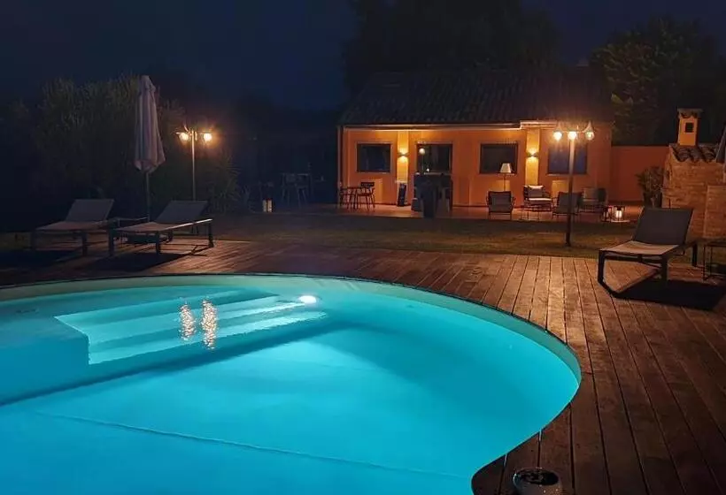 Aamiaismajoitus (B&B) Villa Morro Suites