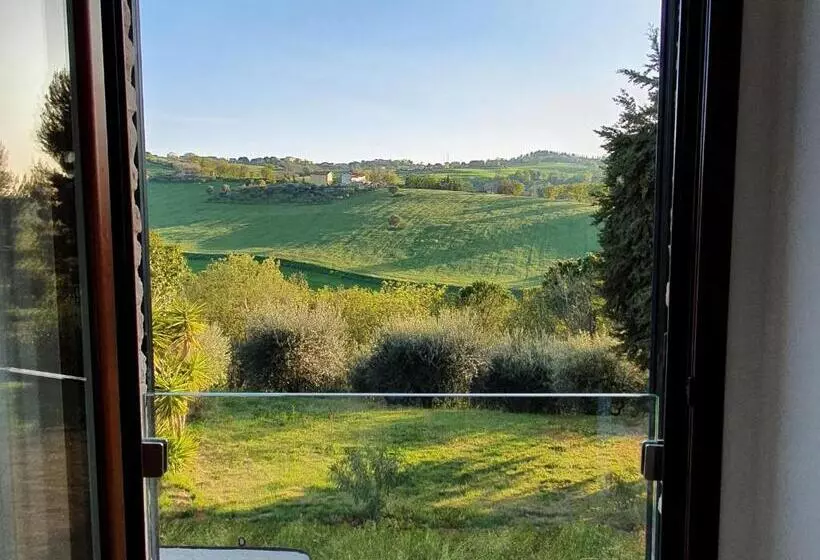 Aamiaismajoitus (B&B) Villa Morro Suites