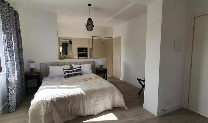 Aamiaismajoitus (B&B) Villa Morro Suites