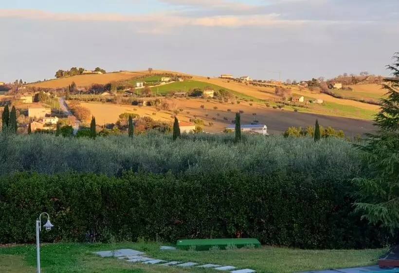 Aamiaismajoitus (B&B) Villa Morro Suites