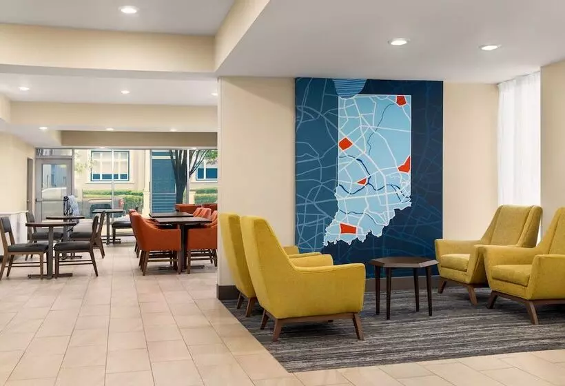 ホテル Holiday Inn Express & Suites Evansville Downtown, An Ihg