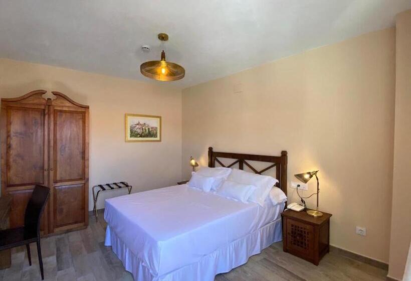 בית מלון כפרי Palacio Conde Del Alamo