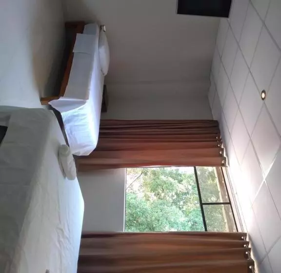 ペンション Hospedaje Bolognesi