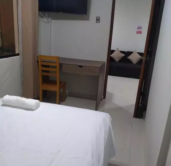 ペンション Hospedaje Bolognesi