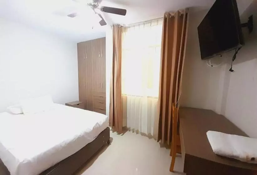 ペンション Hospedaje Bolognesi