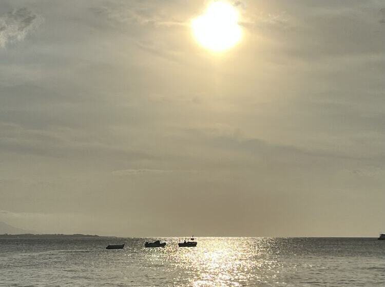 Aparta Hotel Montevista